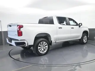 Chevrolet Silverado 1500 Limited 2022 4x2 Custom 4dr Crew Cab 5.8 ft. SB