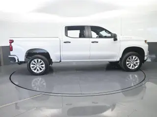 Chevrolet Silverado 1500 Limited 2022 4x2 Custom 4dr Crew Cab 5.8 ft. SB