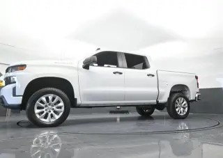 Chevrolet Silverado 1500 Limited 2022 4x2 Custom 4dr Crew Cab 5.8 ft. SB