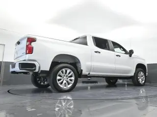 Chevrolet Silverado 1500 Limited 2022 4x2 Custom 4dr Crew Cab 5.8 ft. SB