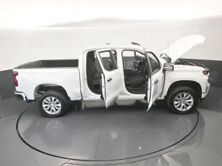 Chevrolet Silverado 1500 Limited 2022 4x2 Custom 4dr Crew Cab 5.8 ft. SB