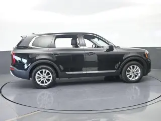 Kia Telluride 2022 LX 4dr SUV