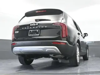 Kia Telluride 2022 LX 4dr SUV