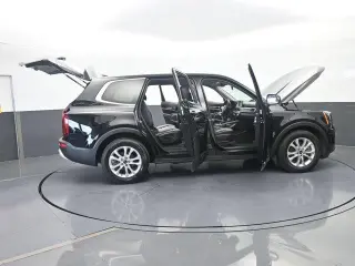 Kia Telluride 2022 LX 4dr SUV