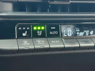 Toyota Crown Signia 2025 AWD XLE 4dr Crossover