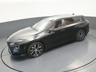 Toyota Crown Signia 2025 AWD XLE 4dr Crossover