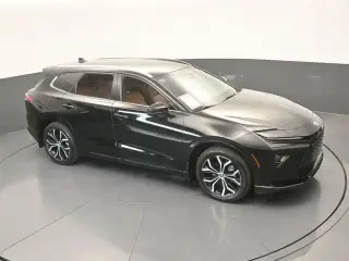 Toyota Crown Signia 2025 AWD XLE 4dr Crossover