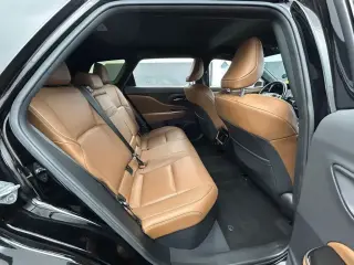 Toyota Crown Signia 2025 AWD XLE 4dr Crossover