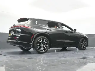 Toyota Crown Signia 2025 AWD XLE 4dr Crossover