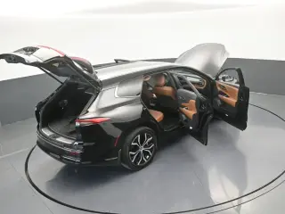 Toyota Crown Signia 2025 AWD XLE 4dr Crossover