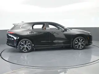 Toyota Crown Signia 2025 AWD XLE 4dr Crossover