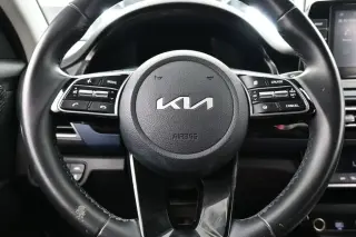 Kia Seltos 2023 S 4dr SUV