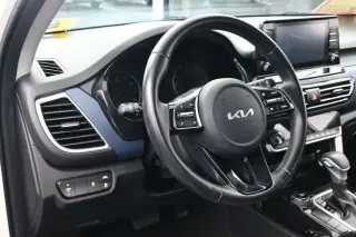 Kia Seltos 2023 S 4dr SUV