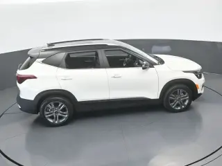 Kia Seltos 2023 S 4dr SUV