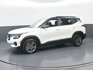 Kia Seltos 2023 S 4dr SUV