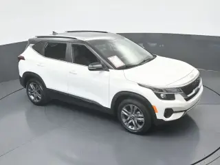 Kia Seltos 2023 S 4dr SUV