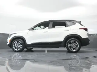 Kia Seltos 2023 S 4dr SUV
