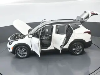 Kia Seltos 2023 S 4dr SUV