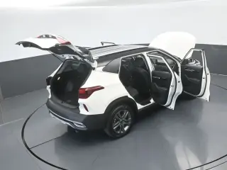 Kia Seltos 2023 S 4dr SUV