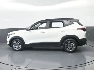 Kia Seltos 2023 S 4dr SUV