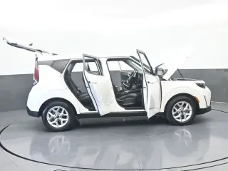 Kia Soul 2024 S 4dr Crossover