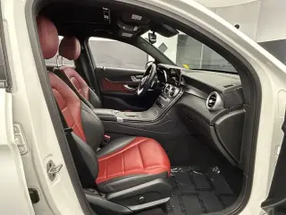Mercedes-Benz GLC 2022 AWD GLC 300 4MATIC 4dr Coupe