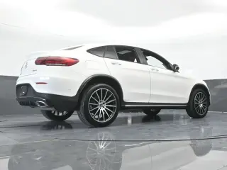 Mercedes-Benz GLC 2022 AWD GLC 300 4MATIC 4dr Coupe