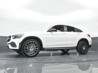 Mercedes-Benz GLC 2022 AWD GLC 300 4MATIC 4dr Coupe