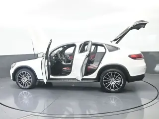Mercedes-Benz GLC 2022 AWD GLC 300 4MATIC 4dr Coupe