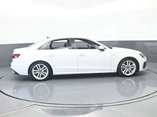 Audi A4 2024 AWD quattro S line Premium Plus 45 TFSI 4dr Sedan