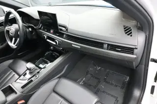Audi A4 2024 AWD quattro S line Premium Plus 45 TFSI 4dr Sedan