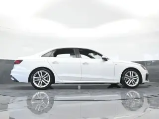 Audi A4 2024 AWD quattro S line Premium Plus 45 TFSI 4dr Sedan