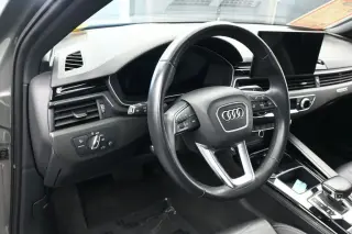 Audi A4 2024 AWD quattro S line Premium Plus 45 TFSI 4dr Sedan