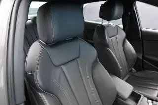 Audi A4 2024 AWD quattro S line Premium Plus 45 TFSI 4dr Sedan