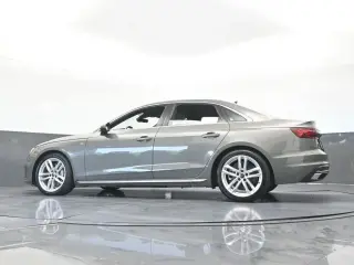Audi A4 2024 AWD quattro S line Premium Plus 45 TFSI 4dr Sedan