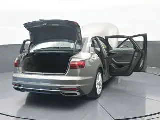 Audi A4 2024 AWD quattro S line Premium Plus 45 TFSI 4dr Sedan