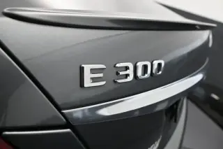 Mercedes-Benz E-Class 2019 E 300 4dr Sedan