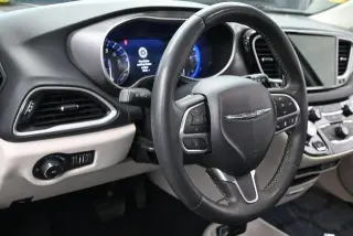 Chrysler Pacifica 2023 Touring L 4dr Mini-Van