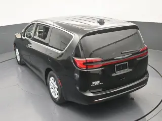 Chrysler Pacifica 2023 Touring L 4dr Mini-Van