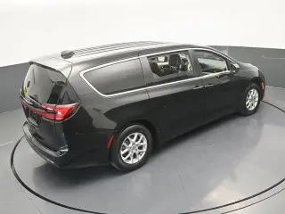 Chrysler Pacifica 2023 Touring L 4dr Mini-Van