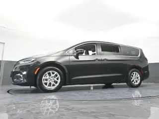 Chrysler Pacifica 2023 Touring L 4dr Mini-Van