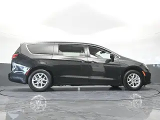 Chrysler Pacifica 2023 Touring L 4dr Mini-Van