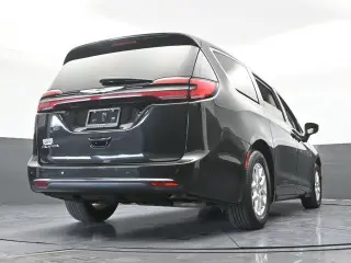 Chrysler Pacifica 2023 Touring L 4dr Mini-Van