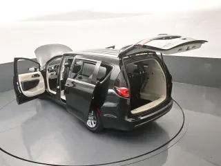 Chrysler Pacifica 2023 Touring L 4dr Mini-Van