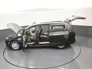 Chrysler Pacifica 2023 Touring L 4dr Mini-Van