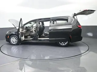 Chrysler Pacifica 2023 Touring L 4dr Mini-Van