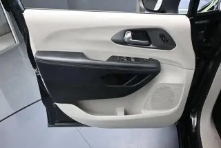 Chrysler Pacifica 2023 Touring L 4dr Mini-Van