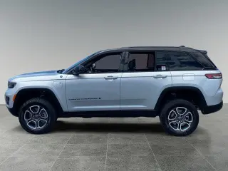 Jeep Grand Cherokee 2023 4x4 Trailhawk 4xe Carb State Package 4dr SUV