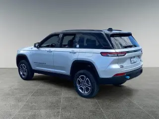 Jeep Grand Cherokee 2023 4x4 Trailhawk 4xe Carb State Package 4dr SUV