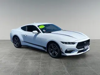 Ford Mustang 2024 EcoBoost 2dr Fastback